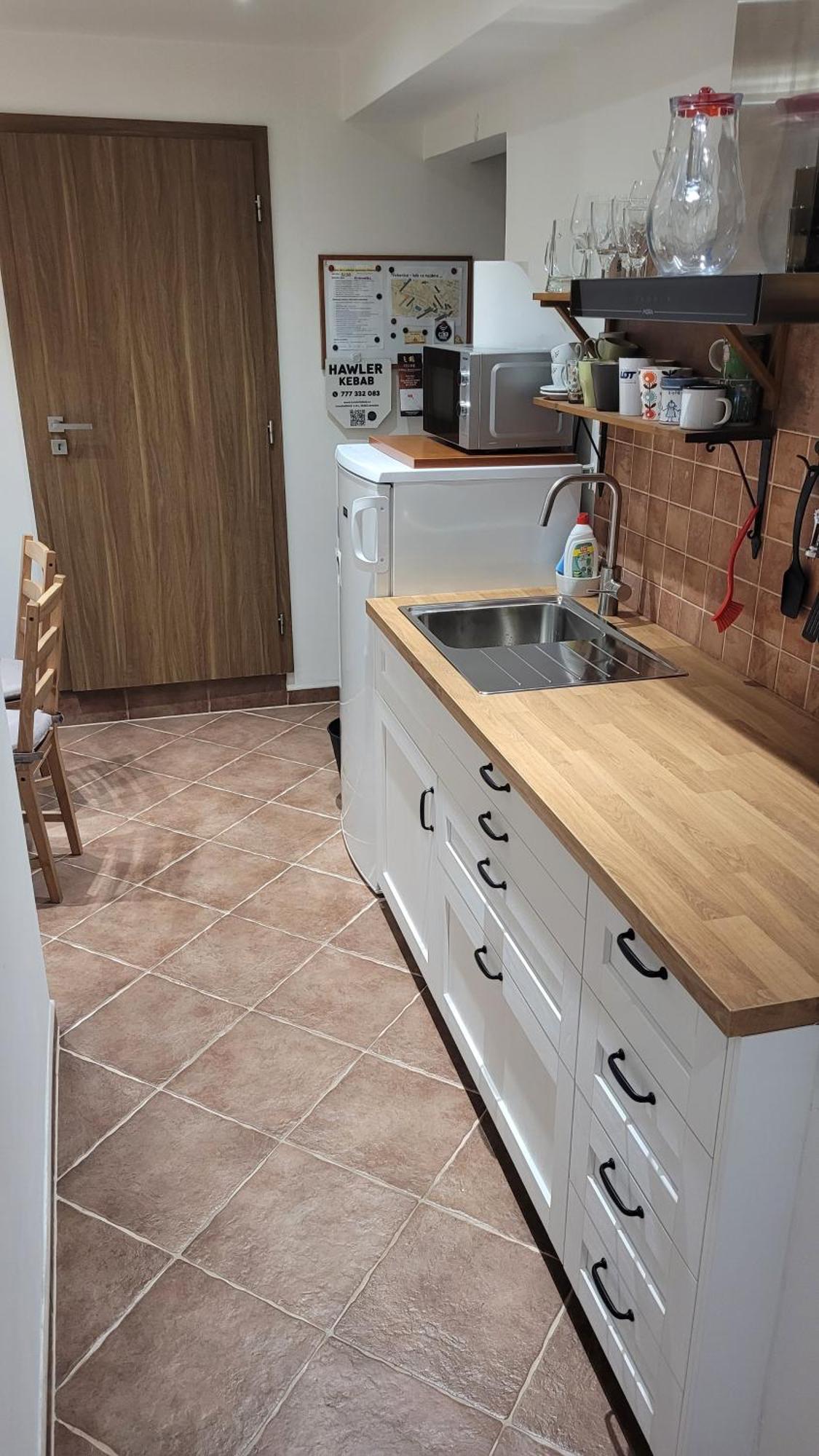 Apartment - Vstupni Brana Do Ceskeho Stredohori Trebenice