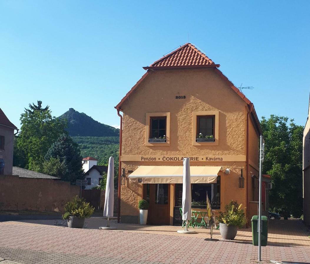 - Vstupni Brana Do Ceskeho Stredohori Apartment Trebenice